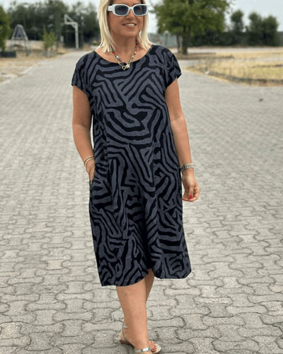 Nelia | Summer Dress with Round Neckline